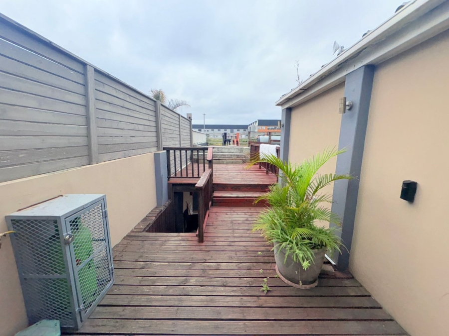 9 Bedroom Property for Sale in Quigney Eastern Cape